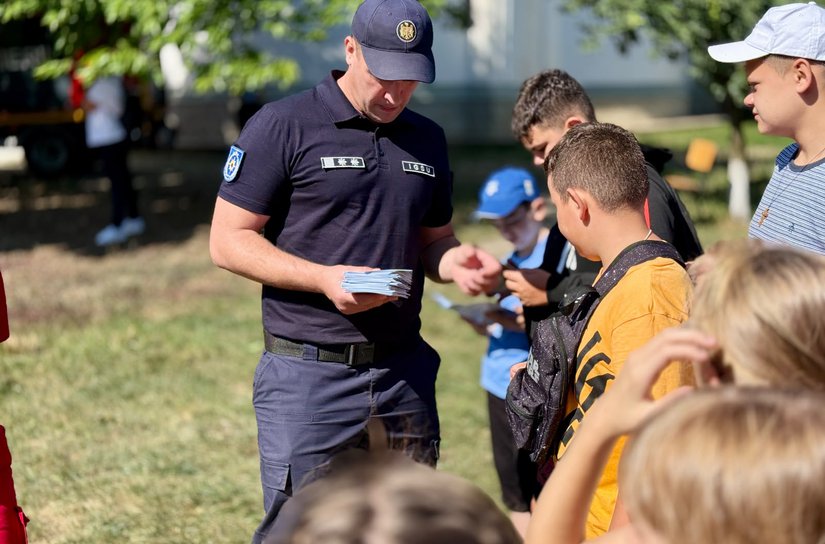 Academia micilor polițiști la Răuseni