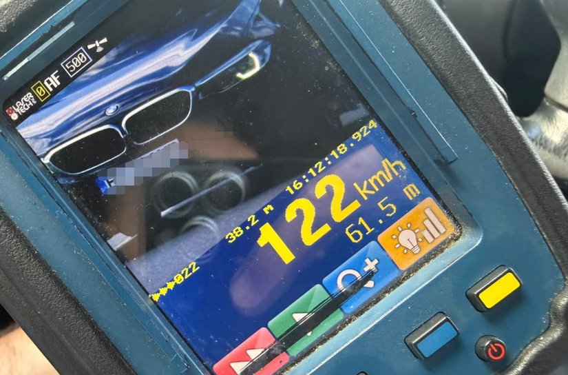 Șoferi rămași fără permis pentru nerespectarea vitezei legale