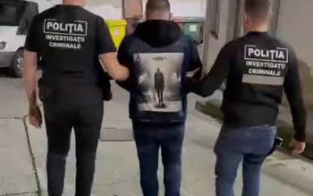 Tânăr reținut de polițiști, după …