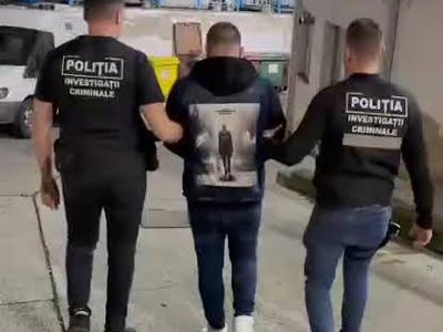 Tânăr reținut de polițiști, după …