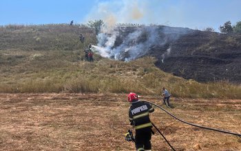 Patru incendii de vegetație uscată …