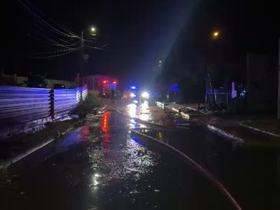 Opt gospodării din Botoșani inundate …