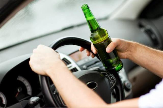 Depistat la volan sub influența alcoolului