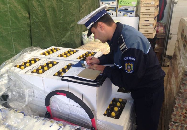 29 de agenți economici verificați. Sancțiuni de aproximativ 200.000 de lei și bani nefiscalizați confiscați de polițiștii botoșăneni