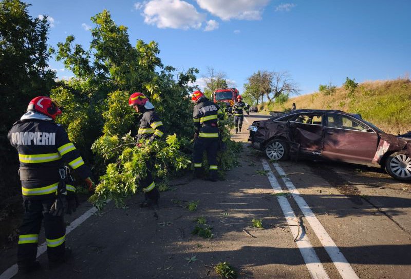 Tânăr de 22 de ani ajuns la spital în urma unui accident produs la Ungureni