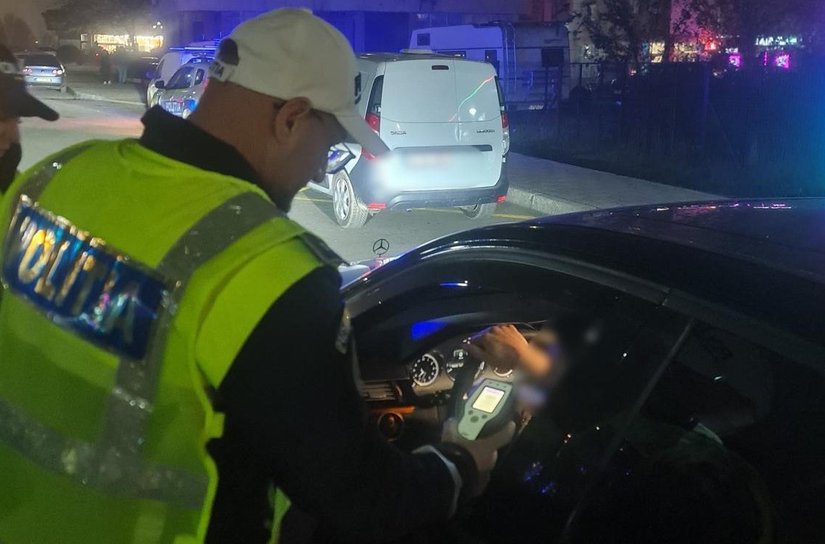 Bărbat reținut pentru conducerea unui vehicul sub influența băuturilor alcoolice