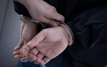 Tânăr arestat preventiv pentru 30 …