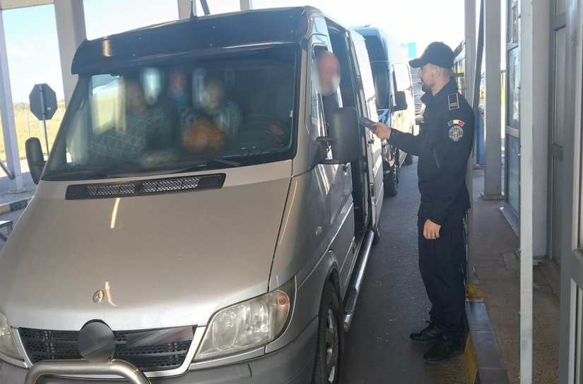 Cetățean român depistat la volanul unui autoturism, deşi nu avea acest drept
