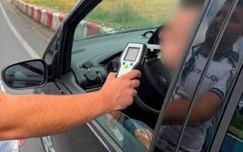 Șofer reținut 24 de ore …