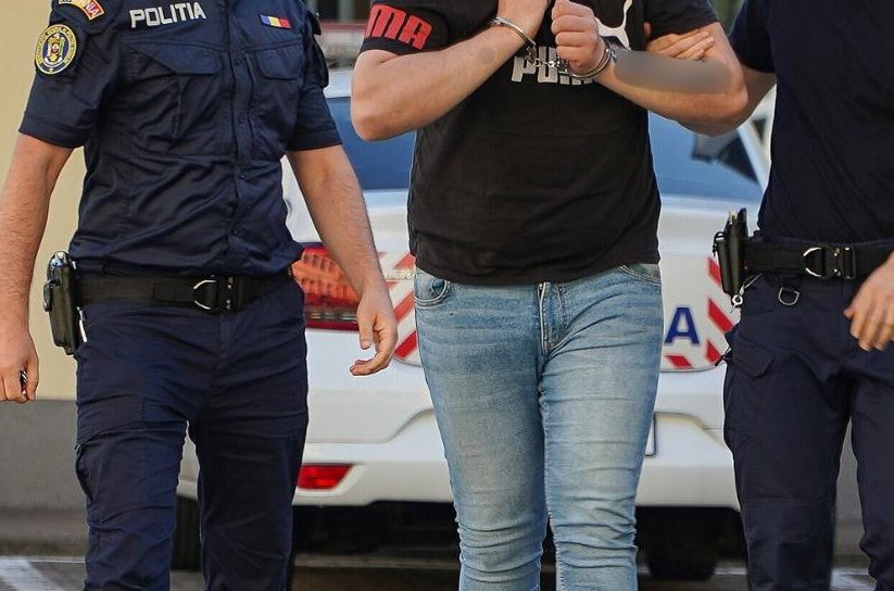 Șofer băut și fără permis reținut de polițiști