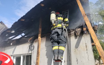 Incendiu produs într-o locuință din …
