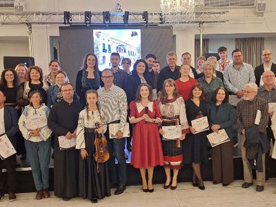 Școala Populară de Arte „George …