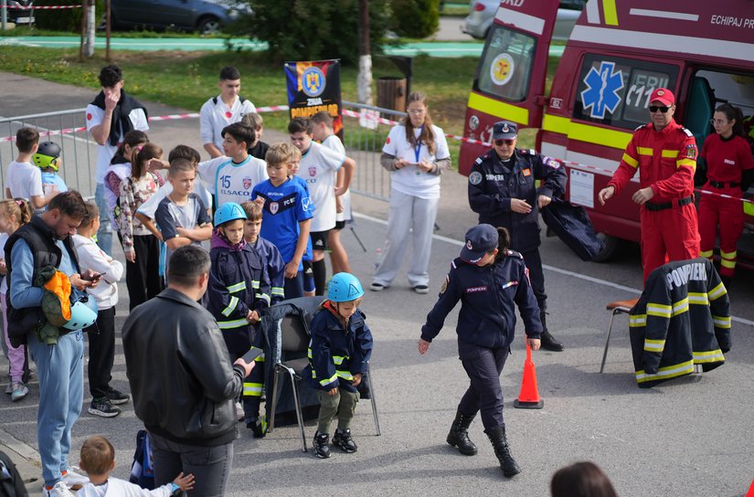 „Un oraș. O echipă.” – mișcare, educație și siguranță, alături de sute de copii