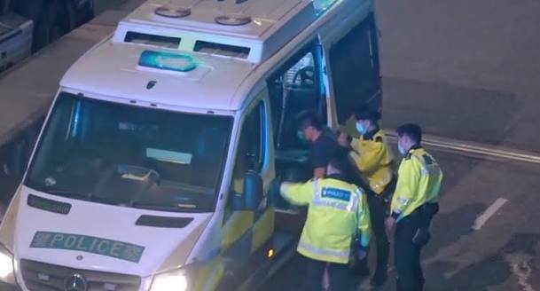 Românce ținute captive în Grecia, într-o rețea de proxenetism. Un taximetrist român, printre suspecții arestați