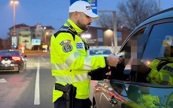 Vitezomani trași pe dreapta de …