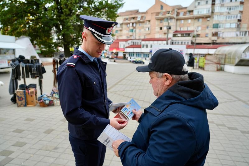 „Reziliența începe acasă” – împreună pentru o comunitate mai sigură