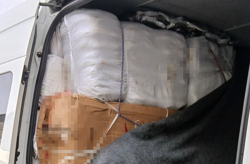 Oprit la Mihăileni de polițiștii de frontieră a justificat proveniența mărfii cu o factură falsificată