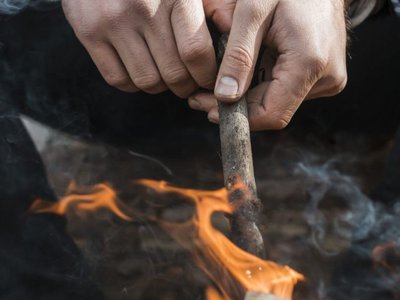 Reținut pentru distrugere prin incendiere