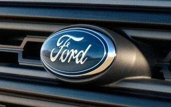 Ford recheamă în service peste …