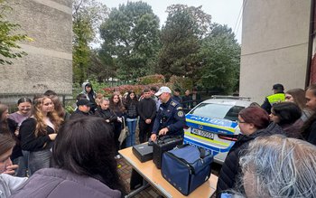 Activitate informativ-preventivă desfășurată de polițiștii …
